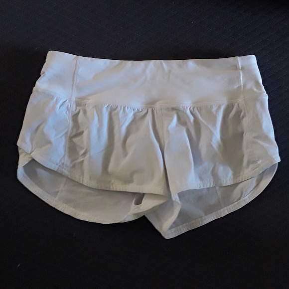lululemon athletica Pants - Lululemon Shorts Size 2 Reg